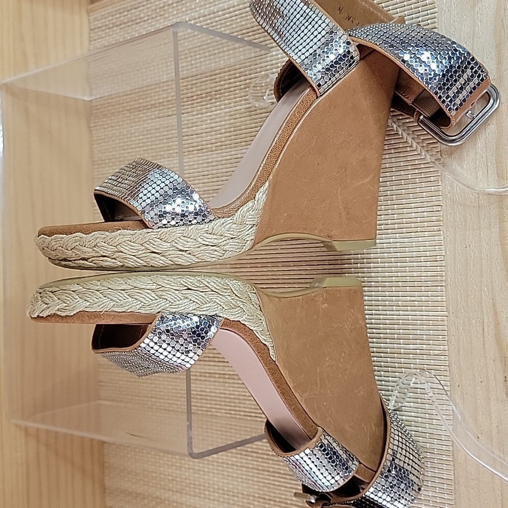 Stuart Weitzman Metal Mesh Platform Wedge Sandals sz8 - Picture 6 of 10